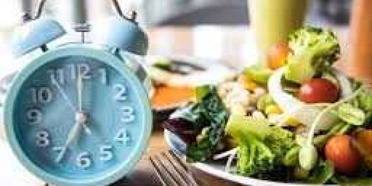 What Is Intermittent Fasting? A Detailed Beginner’s Guide