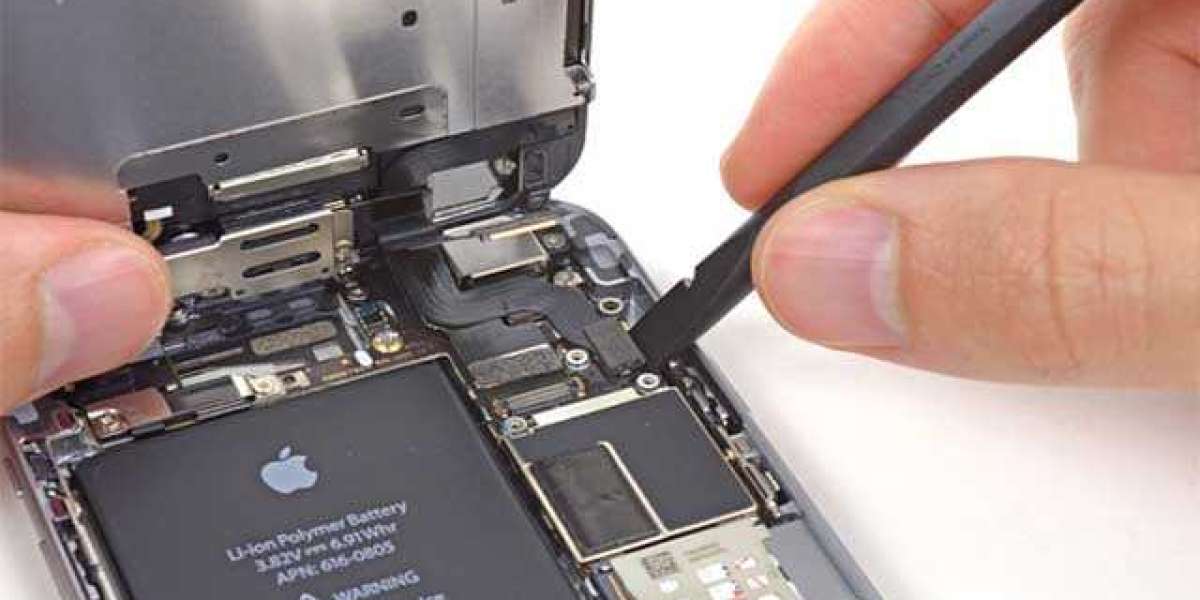 How to Choose the Best Mobile Repairing Course in Delhi