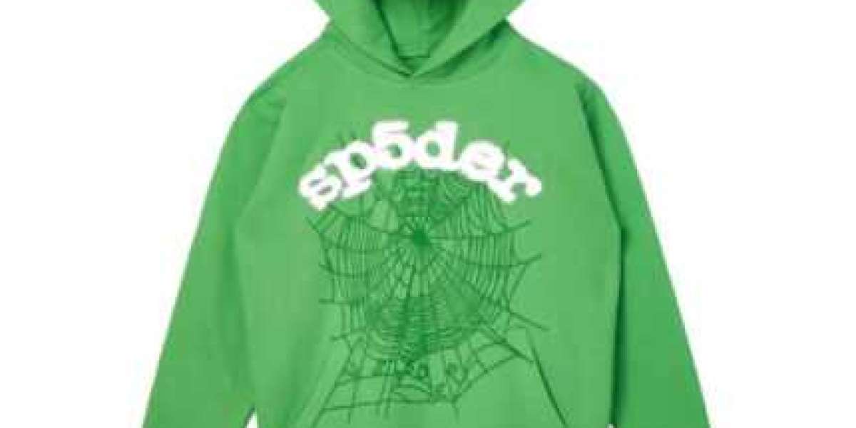 Spider Hoodie 555 Essentials: Everything You Need to Know About This Trendsetting Piecea