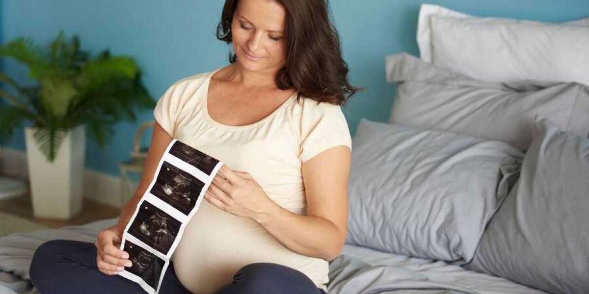 Light Period Pregnancy: Decoding Your Body’s Subtle Signals