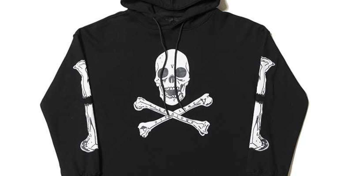 The Ultimate Guide to Vlone Hoodies: Streetwear’s Most Iconic Statement Piece