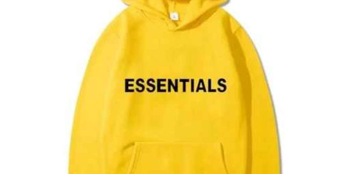 The Rise of Essentials Hoodie: Understanding the Brand's Popularity Among Youth